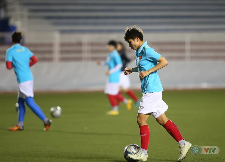 ẢNH: ĐT nữ Việt Nam rèn quân, quyết thắng Thái Lan trận chung kết SEA Games 30 - Ảnh 3. ẢNH: ĐT nữ Việt Nam rèn quân, quyết thắng Thái Lan trận chung kết SEA Games 30 - Ảnh 3.