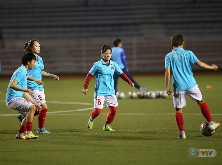 ẢNH: ĐT nữ Việt Nam rèn quân, quyết thắng Thái Lan trận chung kết SEA Games 30 - Ảnh 1. ẢNH: ĐT nữ Việt Nam rèn quân, quyết thắng Thái Lan trận chung kết SEA Games 30 - Ảnh 1.