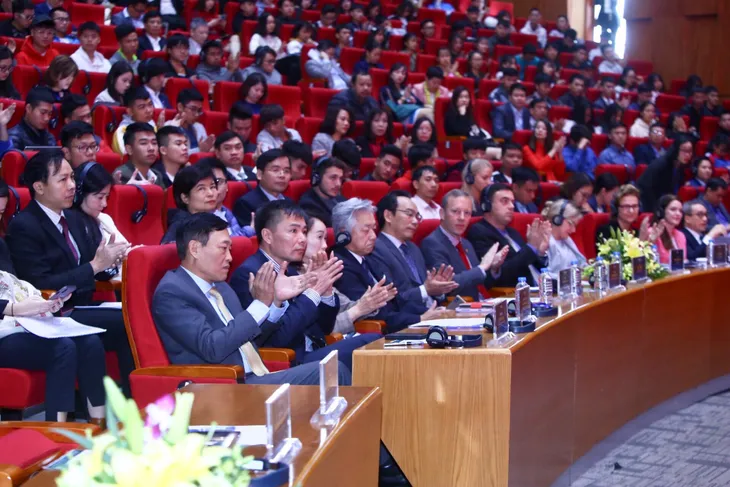 Diễn đàn đối thoại chính sách cấp cao và hội nghị quốc tế kết nối nguồn lực phát triển - Ảnh 1. Diễn đàn đối thoại chính sách cấp cao và hội nghị quốc tế kết nối nguồn lực phát triển - Ảnh 1.
