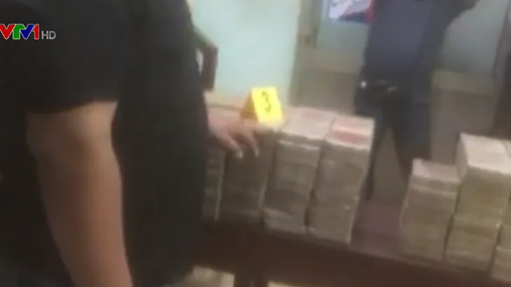 Khen thưởng vụ triệt phá đường dây ma túy xuyên quốc gia - Ảnh 2. Khen thưởng vụ triệt phá đường dây ma túy xuyên quốc gia - Ảnh 2.