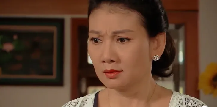 Nước mắt loài cỏ dại - Tập 7: Nợ nần chồng chất phải thế chấp nhà, Phương về cầu cứu mẹ chồng - Ảnh 3. Nước mắt loài cỏ dại - Tập 7: Nợ nần chồng chất phải thế chấp nhà, Phương về cầu cứu mẹ chồng - Ảnh 3.