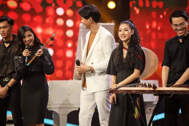 Thích thú với bản phối Hãy trao cho anh của Sơn Tùng M-TP của nhóm Hồn quê - Ảnh 4. Thích thú với bản phối Hãy trao cho anh của Sơn Tùng M-TP của nhóm Hồn quê - Ảnh 4.