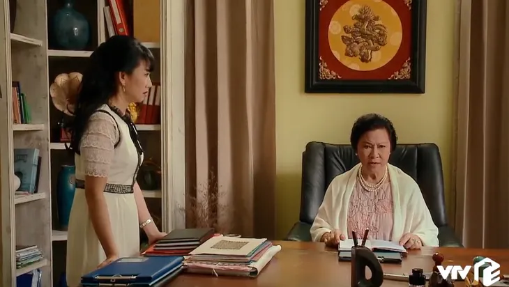 Nước mắt loài cỏ dại - Tập 7: Không chỉ hãm hại em gái chồng, Phương còn thuê người cưỡng hiếp em dâu - Ảnh 1. Nước mắt loài cỏ dại - Tập 7: Không chỉ hãm hại em gái chồng, Phương còn thuê người cưỡng hiếp em dâu - Ảnh 1.
