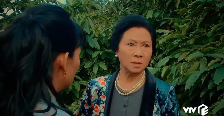 Nước mắt loài cỏ dại - Tập 7: Không chỉ hãm hại em gái chồng, Phương còn thuê người cưỡng hiếp em dâu - Ảnh 2. Nước mắt loài cỏ dại - Tập 7: Không chỉ hãm hại em gái chồng, Phương còn thuê người cưỡng hiếp em dâu - Ảnh 2.