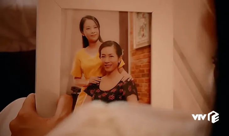 Nước mắt loài cỏ dại - Tập 8: Thảo trốn mẹ về thăm bà ngoại nhằm hóa giải hiểu lầm ly biệt mười mấy năm - Ảnh 2. Nước mắt loài cỏ dại - Tập 8: Thảo trốn mẹ về thăm bà ngoại nhằm hóa giải hiểu lầm ly biệt mười mấy năm - Ảnh 2.