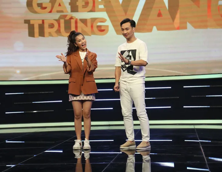 Gà đẻ trứng vàng - Tập 5: Hải Triều nghi ngờ khả năng làm MC của Hoàng Yến Chibi - Ảnh 3. Gà đẻ trứng vàng - Tập 5: Hải Triều nghi ngờ khả năng làm MC của Hoàng Yến Chibi - Ảnh 3.