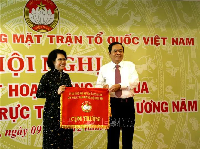 Tổng kết cụm thi đua 5 thành phố trực thuộc Trung ương - Ảnh 1. Tổng kết cụm thi đua 5 thành phố trực thuộc Trung ương - Ảnh 1.