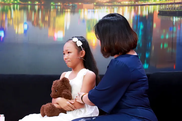 Ốc Thanh Vân xúc động khi chứng kiến vũ công nhí Thảo Vy bị mẹ đánh và ép học vũ đạo - Ảnh 2. Ốc Thanh Vân xúc động khi chứng kiến vũ công nhí Thảo Vy bị mẹ đánh và ép học vũ đạo - Ảnh 2.