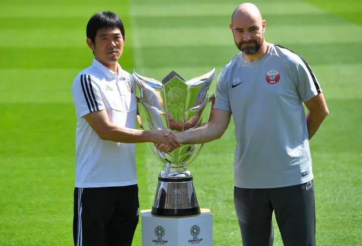 HLV Nhật Bản “thách đố” ĐT Qatar phá lối chơi trong trận chung kết Asian Cup 2019 - Ảnh 1. HLV Nhật Bản “thách đố” ĐT Qatar phá lối chơi trong trận chung kết Asian Cup 2019 - Ảnh 1.