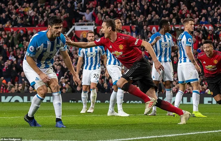 Cận cảnh cú nước rút ngoạn mục vào top 4 Ngoại hạng Anh của Man Utd - Ảnh 5. Cận cảnh cú nước rút ngoạn mục vào top 4 Ngoại hạng Anh của Man Utd - Ảnh 5.