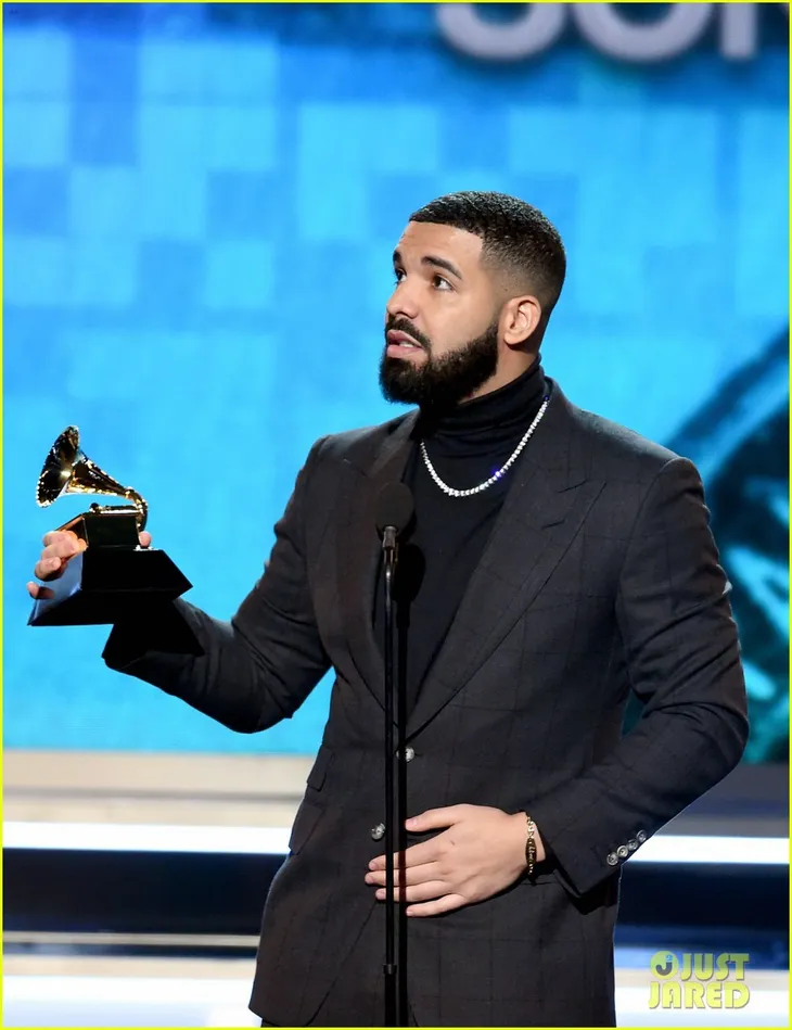 Rapper Drake: Không phải có máy hát mới là người chiến thắng Grammy - Ảnh 4. Rapper Drake: Không phải có máy hát mới là người chiến thắng Grammy - Ảnh 4.