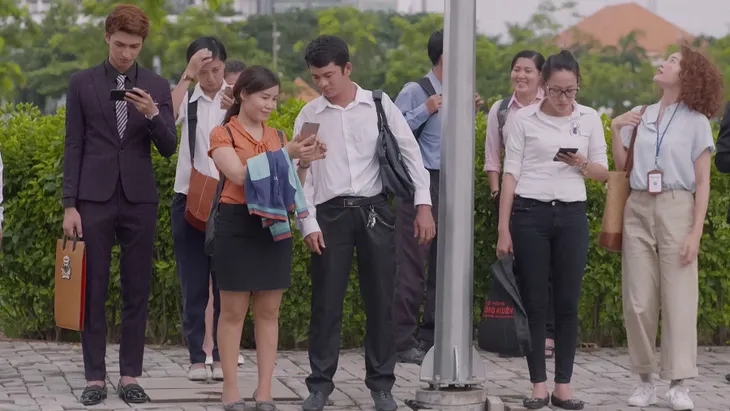 Mối tình đầu của tôi - Tập 11: Hạ Linh mừng thầm, nhận lời hẹn hò ăn tối với Nam Phong - Ảnh 1. Mối tình đầu của tôi - Tập 11: Hạ Linh mừng thầm, nhận lời hẹn hò ăn tối với Nam Phong - Ảnh 1.