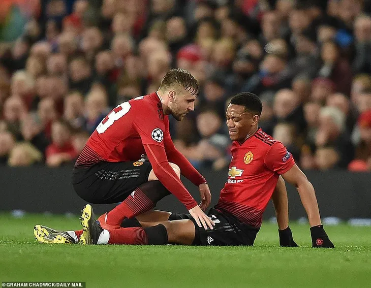 Man Utd thiệt đơn, thiệt kép sau thất bại trước PSG - Ảnh 2. Man Utd thiệt đơn, thiệt kép sau thất bại trước PSG - Ảnh 2.