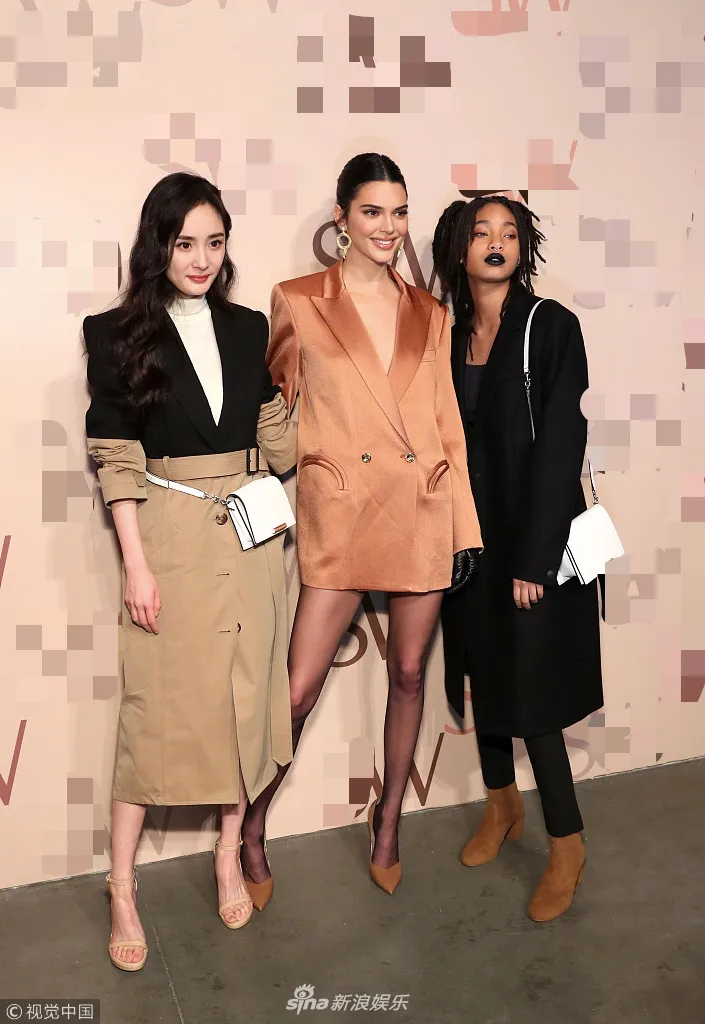 Dương Mịch - Kendall Jenner đọ sắc chung một khung hình - Ảnh 7. Dương Mịch - Kendall Jenner đọ sắc chung một khung hình - Ảnh 7.