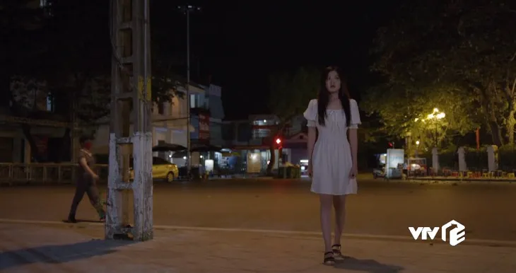 Những cô gái trong thành phố - Tập 15: Mai ê chề bị chồng già hủy hôn sau khi qua đêm - Ảnh 8. Những cô gái trong thành phố - Tập 15: Mai ê chề bị chồng già hủy hôn sau khi qua đêm - Ảnh 8.