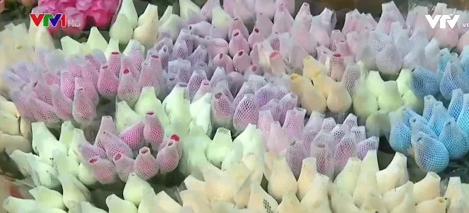 Trung Quốc: Giá hoa dịp Valentine tăng cao - Ảnh 2. Trung Quốc: Giá hoa dịp Valentine tăng cao - Ảnh 2.