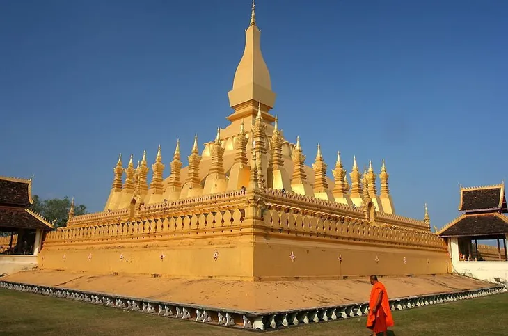 Những ngôi chùa nổi tiếng bạn nên đến hành hương đầu năm - Ảnh 3. Những ngôi chùa nổi tiếng bạn nên đến hành hương đầu năm - Ảnh 3.