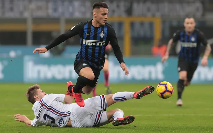 Kết quả bóng đá rạng sáng 18/2: Inter Milan 2-1 Sampdoria, Real Madrid 1-2 Girona - Ảnh 1.