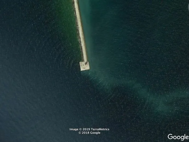 Bất ngờ với những bức ảnh thú vị tìm được trên Google Earth - Ảnh 3. Bất ngờ với những bức ảnh thú vị tìm được trên Google Earth - Ảnh 3.