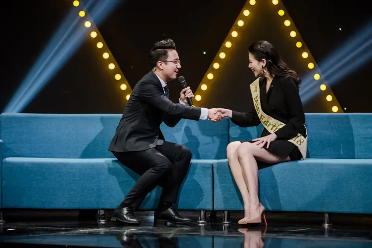 Hoa hậu Phương Khánh đẹp rạng rỡ tại WeChoice Awards tháng 2 Nơi tôi thuộc về - Ảnh 7. Hoa hậu Phương Khánh đẹp rạng rỡ tại WeChoice Awards tháng 2 Nơi tôi thuộc về - Ảnh 7.