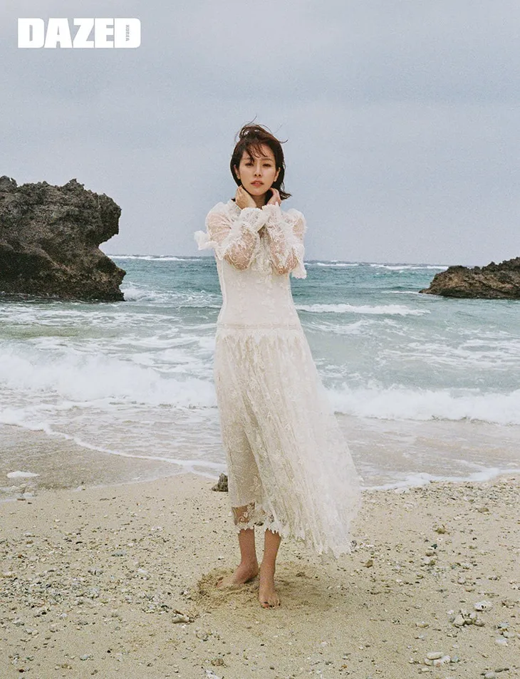 Nam Joo Hyuk và Han Ji Min siêu đẹp đôi dù cách nhau 12 tuổi - Ảnh 2. Nam Joo Hyuk và Han Ji Min siêu đẹp đôi dù cách nhau 12 tuổi - Ảnh 2.