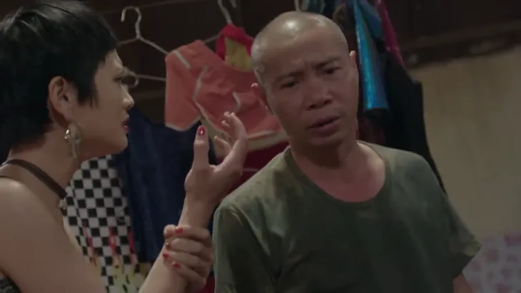 Những cô gái trong thành phố - Tập 18: Được khách bo tiền, lần này Mai có nhắm mắt làm liều? - Ảnh 3. Những cô gái trong thành phố - Tập 18: Được khách bo tiền, lần này Mai có nhắm mắt làm liều? - Ảnh 3.