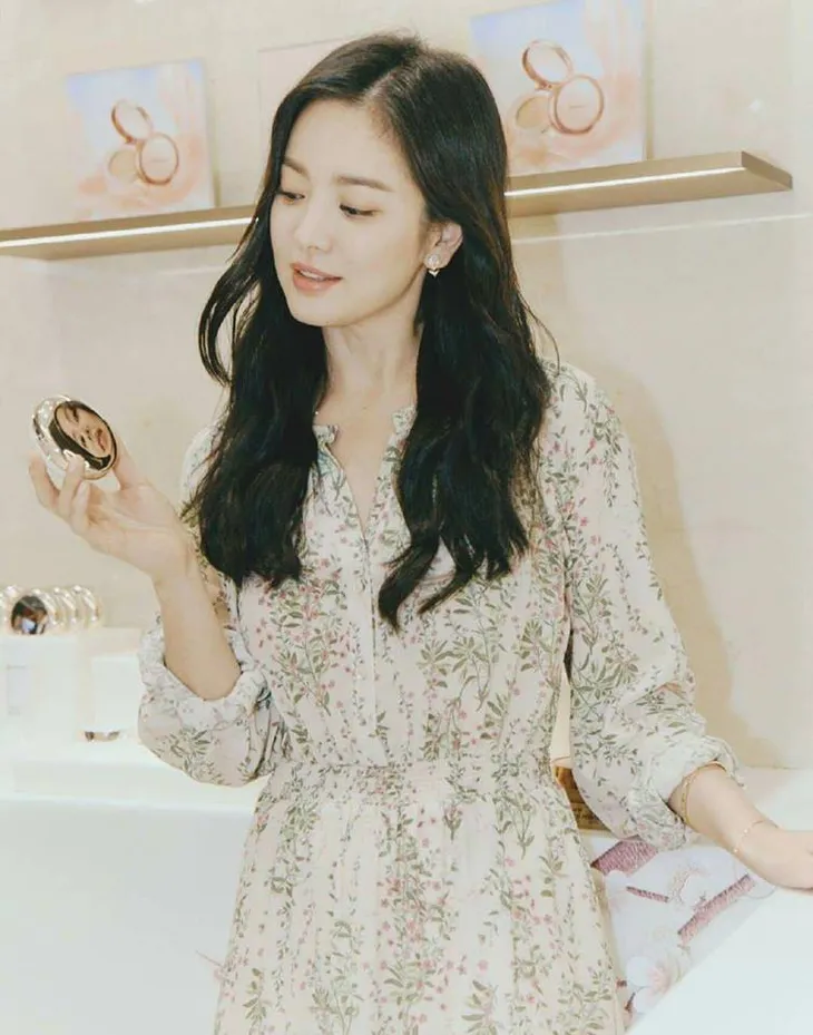 Song Hye Kyo tuyên bố ngừng đóng phim trong năm 2019 - Ảnh 1. Song Hye Kyo tuyên bố ngừng đóng phim trong năm 2019 - Ảnh 1.