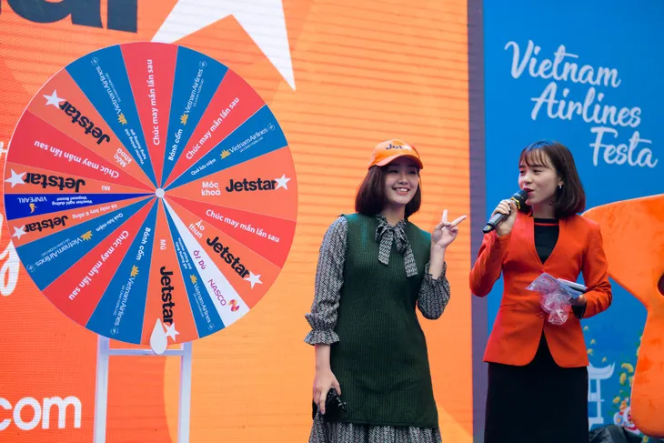 Không khí xuân rộn ràng tại Vietnam Airlines Festa - Lễ hội Tết cổ Truyền - Ảnh 13. Không khí xuân rộn ràng tại Vietnam Airlines Festa - Lễ hội Tết cổ Truyền - Ảnh 13.