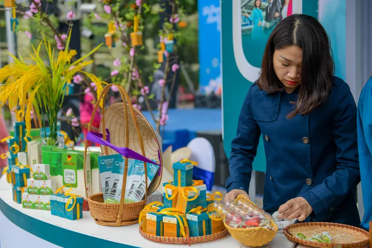 Không khí xuân rộn ràng tại Vietnam Airlines Festa - Lễ hội Tết cổ Truyền - Ảnh 8. Không khí xuân rộn ràng tại Vietnam Airlines Festa - Lễ hội Tết cổ Truyền - Ảnh 8.