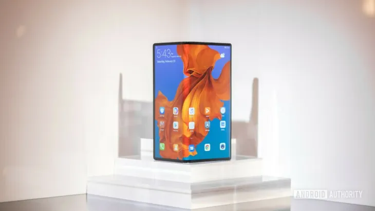 Cận cảnh chiếc smartphone màn hình gập Huawei Mate X - Ảnh 5.