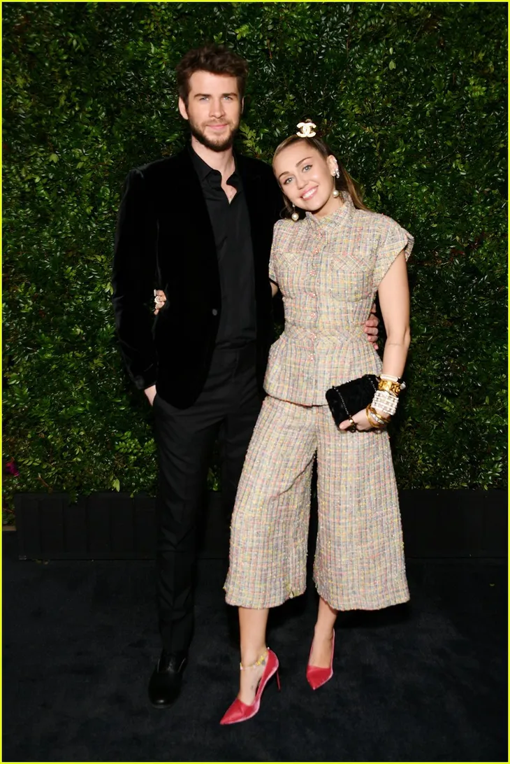 Oscar 2019: Cô dâu mới Miley Cyrus thu hút mọi ánh nhìn - Ảnh 2. Oscar 2019: Cô dâu mới Miley Cyrus thu hút mọi ánh nhìn - Ảnh 2.