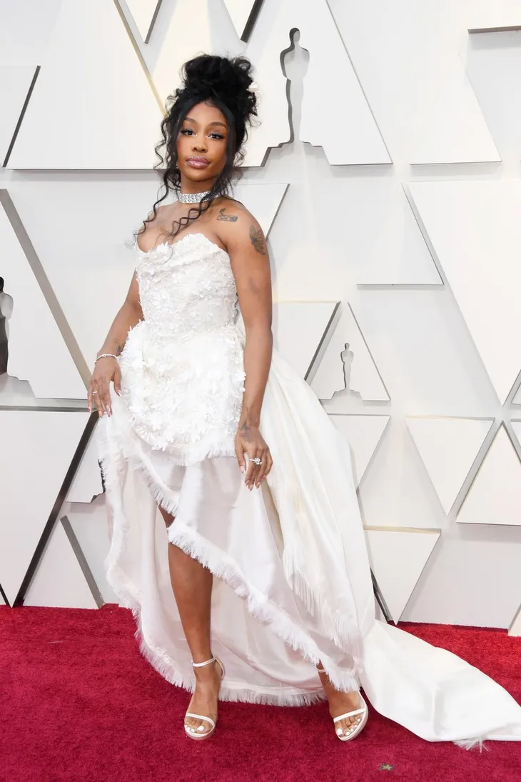 Thảm đỏ Oscar 2019: Dàn mỹ nhân lộng lẫy hội tụ - Ảnh 26. Thảm đỏ Oscar 2019: Dàn mỹ nhân lộng lẫy hội tụ - Ảnh 26.