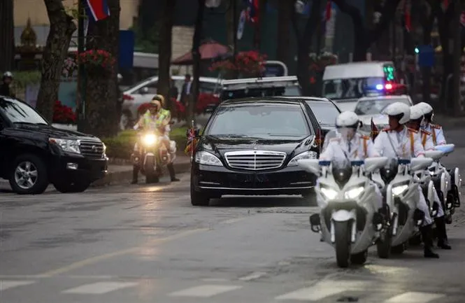 vna_potal_thuong_dinh_my-trieu_2019_chu_tich_trieu_tien_kim_jong-un_roi_khach_san_melia_den_tham_dai_su_quan_trieu_tien_tai_ha_noi_3737233