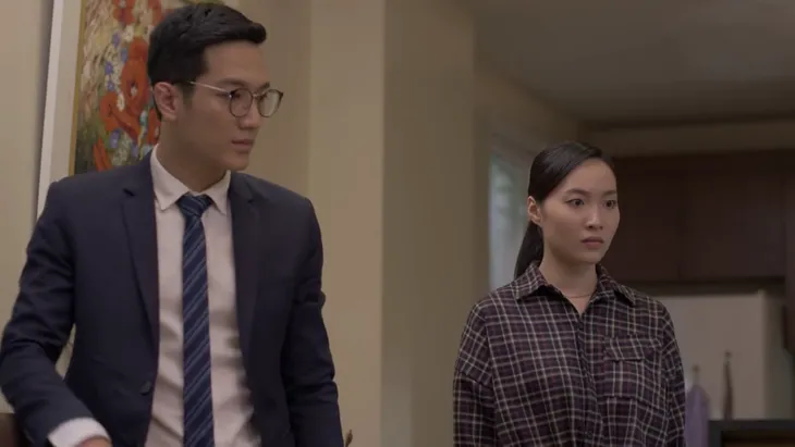 Những cô gái trong thành phố - Tập 19: Trúc nóng mặt vì liên tục bị Trâm Anh giở trò - Ảnh 6. Những cô gái trong thành phố - Tập 19: Trúc nóng mặt vì liên tục bị Trâm Anh giở trò - Ảnh 6.