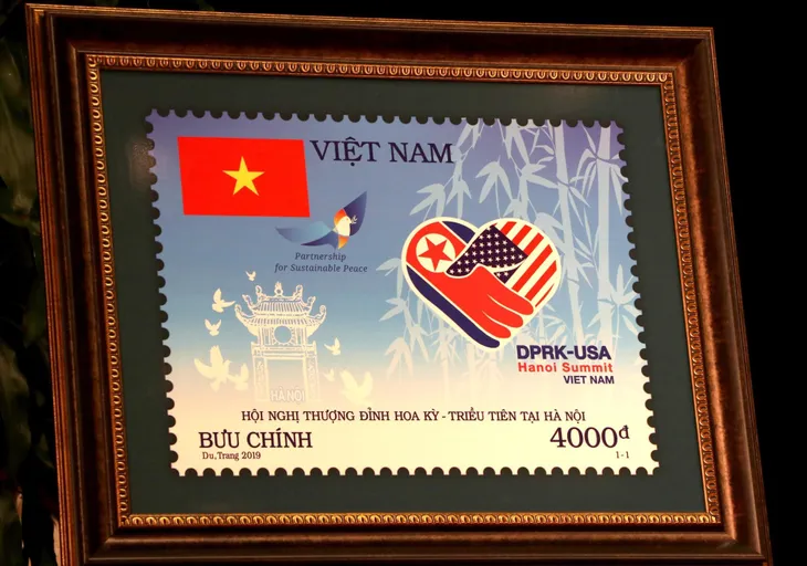 Phát hành đồng xu kỷ niệm Thượng đỉnh Mỹ - Triều - Ảnh 4. Phát hành đồng xu kỷ niệm Thượng đỉnh Mỹ - Triều - Ảnh 4.