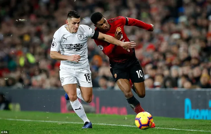 Lịch trực tiếp bóng đá hôm nay (3/2): Man City đại chiến Arsenal, Man Utd so tài Leicester - Ảnh 1. Lịch trực tiếp bóng đá hôm nay (3/2): Man City đại chiến Arsenal, Man Utd so tài Leicester - Ảnh 1.