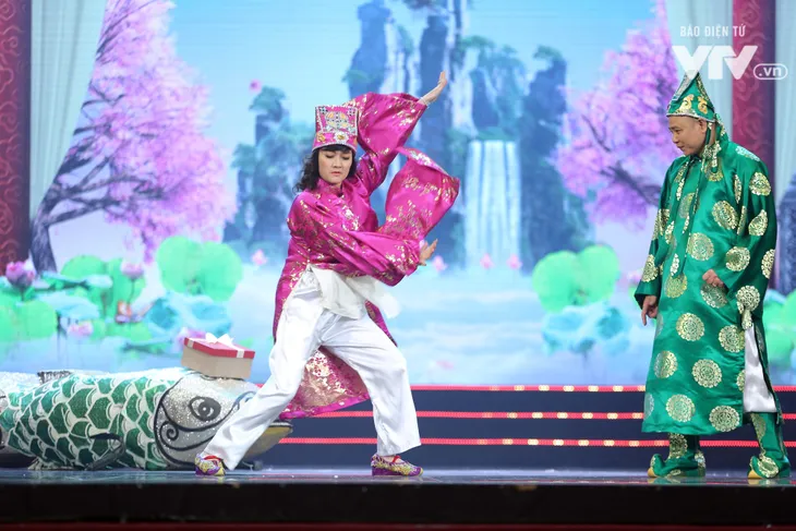 Táo quân 2019: Táo Tự Long bị đánh hội đồng? - Ảnh 1. Táo quân 2019: Táo Tự Long bị đánh hội đồng? - Ảnh 1.