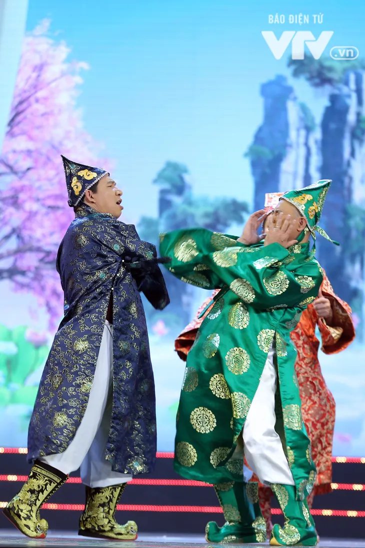 Táo quân 2019: Táo Tự Long bị đánh hội đồng? - Ảnh 3. Táo quân 2019: Táo Tự Long bị đánh hội đồng? - Ảnh 3.