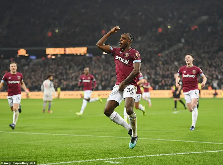 Liverpool chia điểm trên sân của West Ham - Ảnh 3. Liverpool chia điểm trên sân của West Ham - Ảnh 3.