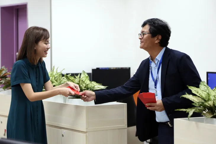 Tổng Giám đốc Trần Bình Minh chúc Tết các đơn vị VTV nhân dịp năm mới Kỷ Hợi 2019 - Ảnh 4. Tổng Giám đốc Trần Bình Minh chúc Tết các đơn vị VTV nhân dịp năm mới Kỷ Hợi 2019 - Ảnh 4.
