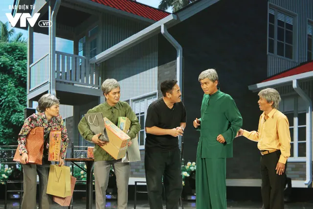 Gala cười 2019: 4 tiểu phẩm hài tràn ngập tiếng cười dịp Tết Kỷ Hợi - Ảnh 3. Gala cười 2019: 4 tiểu phẩm hài tràn ngập tiếng cười dịp Tết Kỷ Hợi - Ảnh 3.