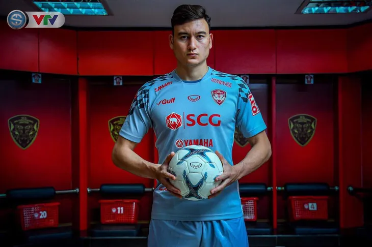Thủ môn ĐT Việt Nam, Đặng Văn Lâm ra mắt CLB mới Muangthong United - Ảnh 4. Thủ môn ĐT Việt Nam, Đặng Văn Lâm ra mắt CLB mới Muangthong United - Ảnh 4.