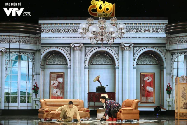 Xuân Bắc khóc nghẹn vì bố Tự Long, Quang Thắng ở Gala cười 2019 - Ảnh 4. Xuân Bắc khóc nghẹn vì bố Tự Long, Quang Thắng ở Gala cười 2019 - Ảnh 4.