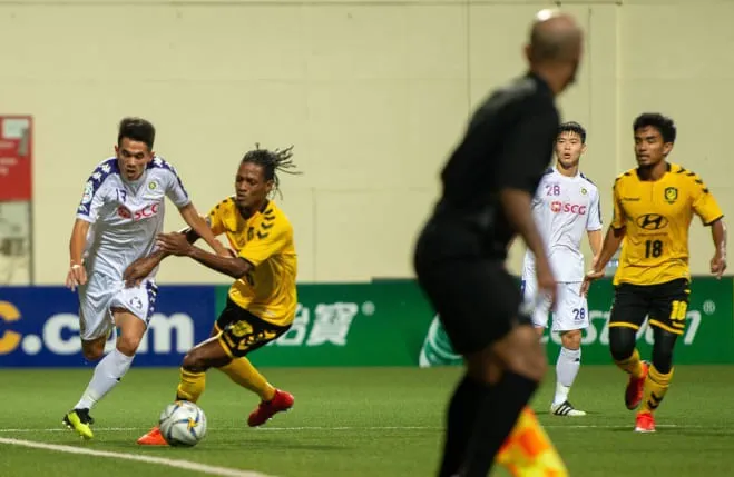VIDEO Tampines Rovers 1-1 CLB Hà Nội: Đại diện Việt Nam bị cầm hòa đáng tiếc - Ảnh 2. VIDEO Tampines Rovers 1-1 CLB Hà Nội: Đại diện Việt Nam bị cầm hòa đáng tiếc - Ảnh 2.