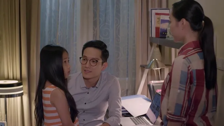 Những cô gái trong thành phố - Tập 23: Trúc say sưa nghe nhạc khuya ở phòng Bách, bị Trâm Anh đuổi thẳng - Ảnh 5.