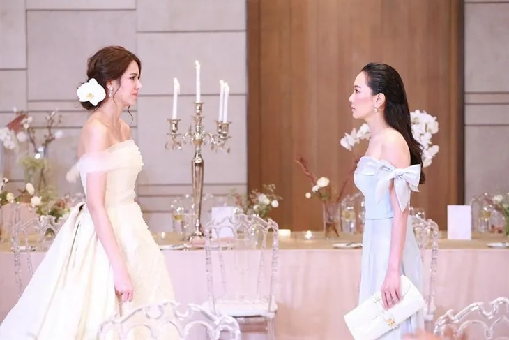 Yêu trong cuồng hận: “Ông hoàng - bà hoàng drama” màn ảnh Thái tái xuất - Ảnh 2. Yêu trong cuồng hận: “Ông hoàng - bà hoàng drama” màn ảnh Thái tái xuất - Ảnh 2.