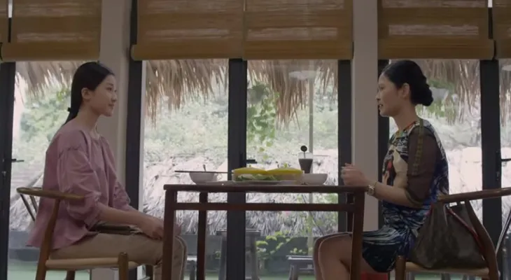 Những cô gái trong thành phố - Tập 23: Dù sợ hãi, Tùng vẫn chấp nhận lên giường với nữ đại gia lớn tuổi - Ảnh 4. Những cô gái trong thành phố - Tập 23: Dù sợ hãi, Tùng vẫn chấp nhận lên giường với nữ đại gia lớn tuổi - Ảnh 4.