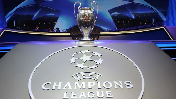 UEFA chạy đua với thời gian để đưa Champions League trở lại vào tháng 8/2020 - Ảnh 1. UEFA chạy đua với thời gian để đưa Champions League trở lại vào tháng 8/2020 - Ảnh 1.