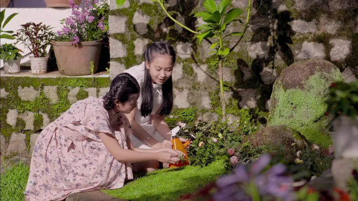 Mối tình đầu của tôi - Tập 29: Nam Phong lén mua thuốc giải cảm cho An Chi - Ảnh 7. Mối tình đầu của tôi - Tập 29: Nam Phong lén mua thuốc giải cảm cho An Chi - Ảnh 7.