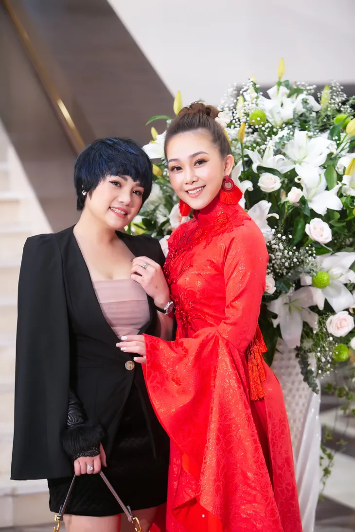 Quách Mai Thy khoe sắc cùng Sao mai các thời kỳ trong Gala Trở về đất mỏ - Ảnh 3. Quách Mai Thy khoe sắc cùng Sao mai các thời kỳ trong Gala Trở về đất mỏ - Ảnh 3.